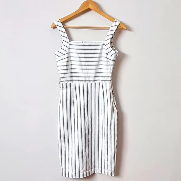 Midi dress in white ticking stripe pattern. - Picture 1 of 4